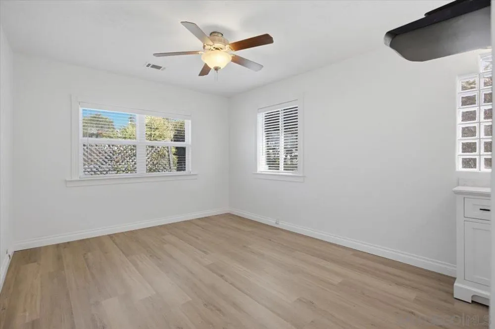 4654 68th La Mesa, CA 91942
