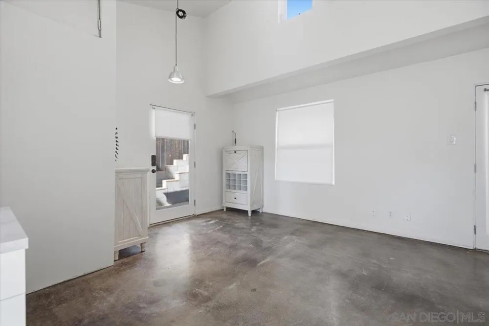 4654 68th La Mesa, CA 91942