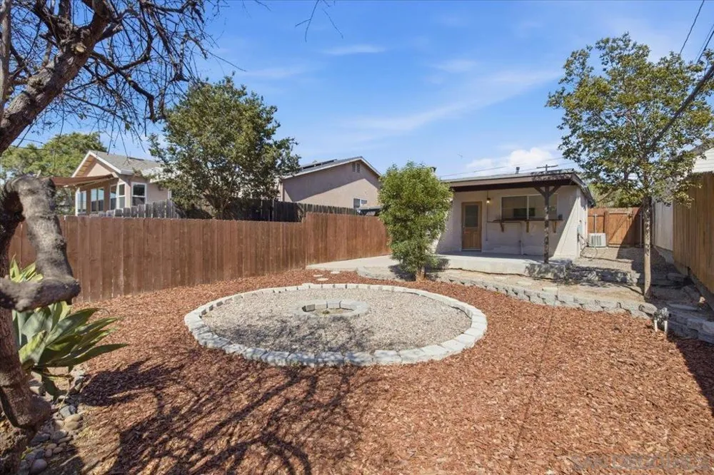 4654 68th La Mesa, CA 91942