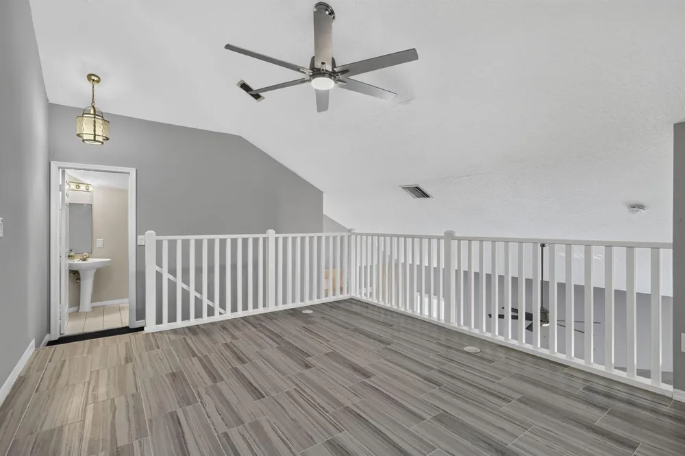 1020 Via Jardin Riviera Beach, FL 33418