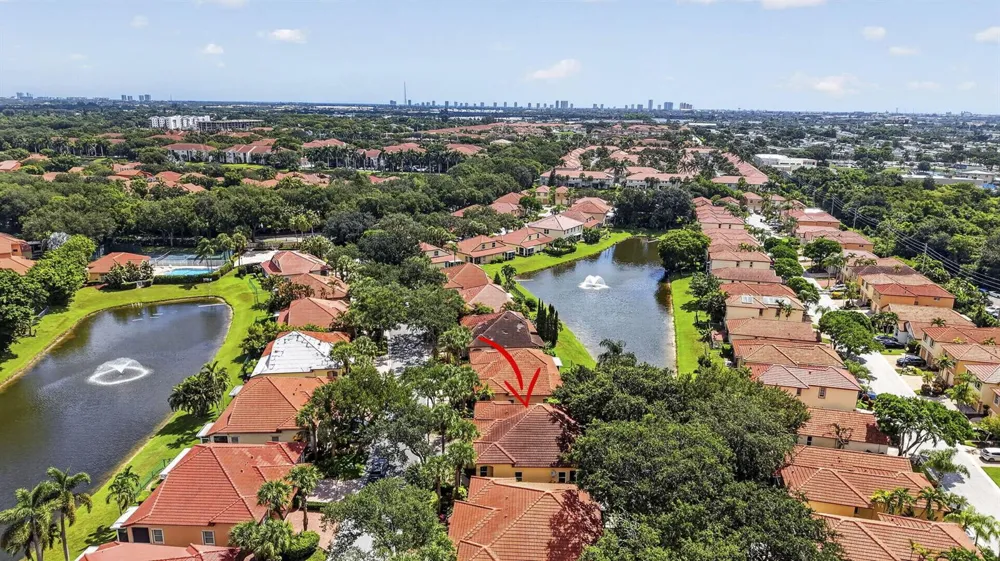 1020 Via Jardin Riviera Beach, FL 33418