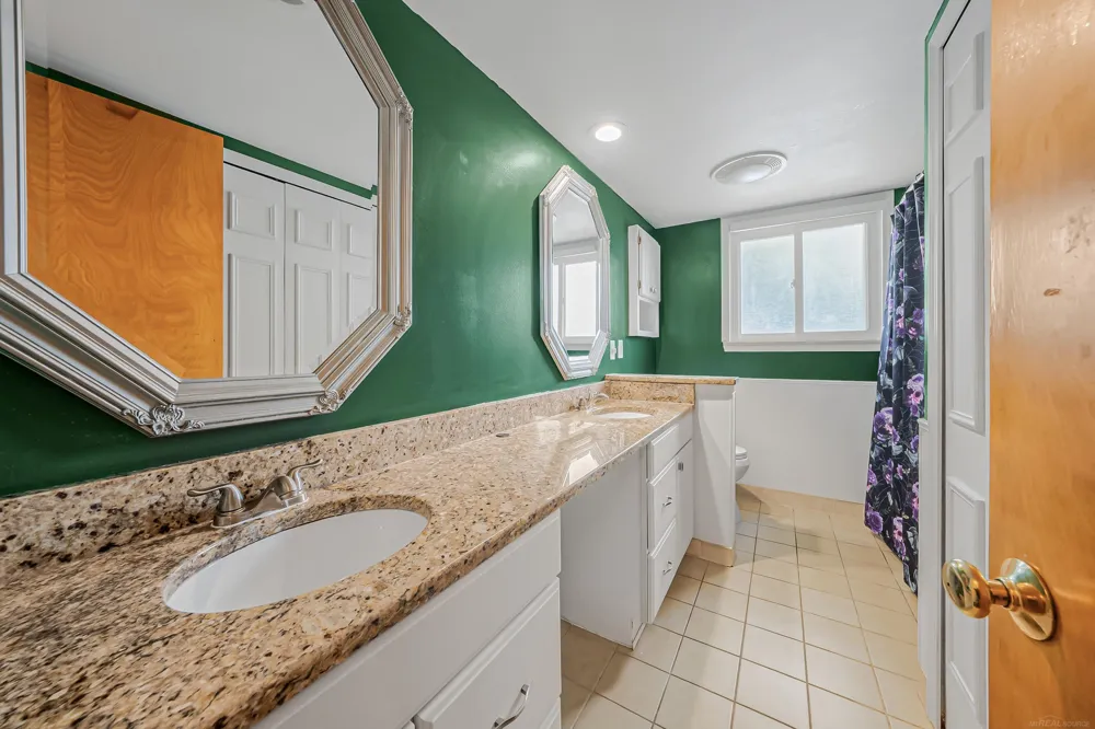 37352 Mario Drive Sterling Heights City, MI 48312