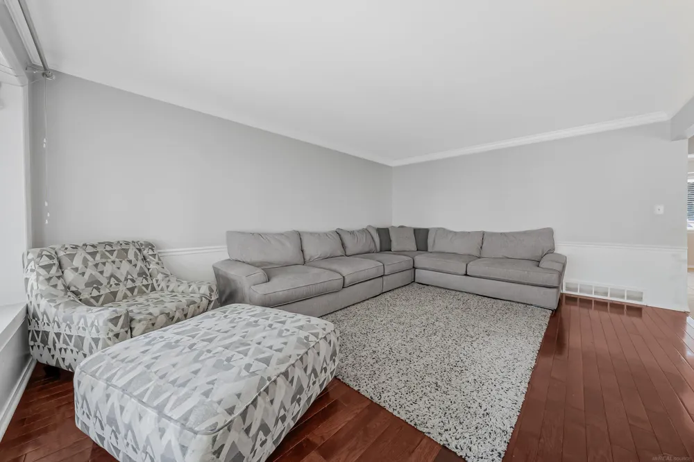 37352 Mario Drive Sterling Heights City, MI 48312