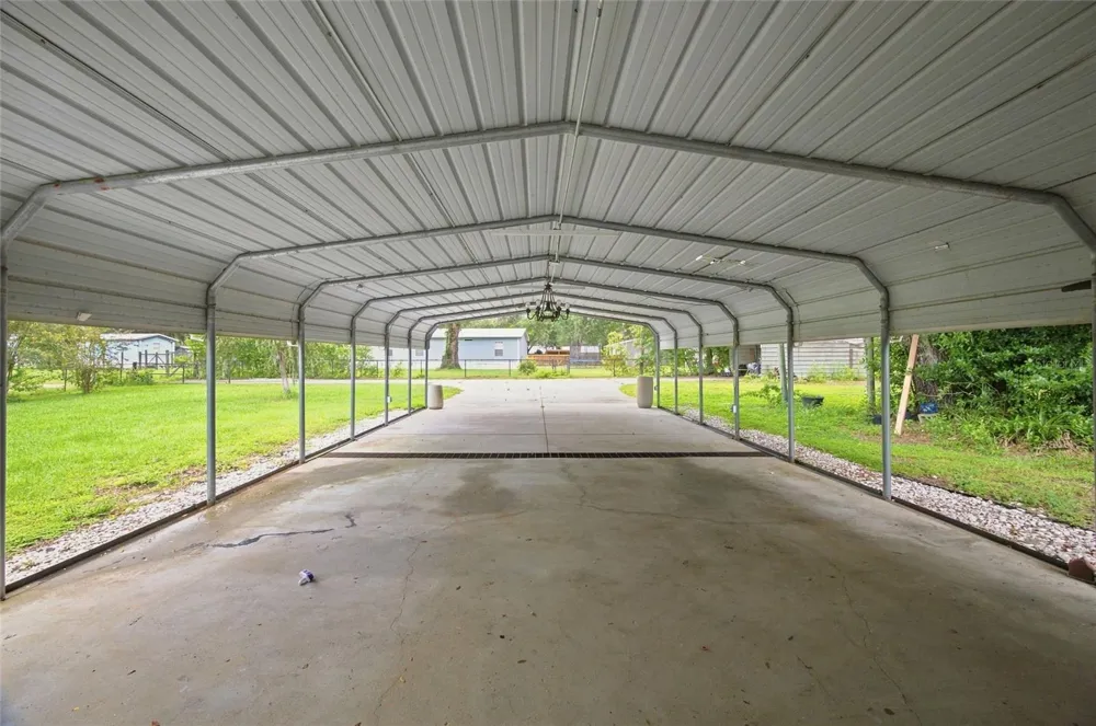 3812 REVEREND DAR DAR DRIVE Plant City, FL 33565