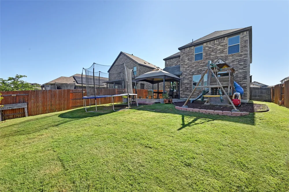160 Thornless Circle Buda, TX 78610