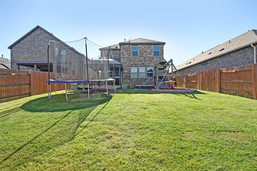 160 Thornless Circle Buda, TX 78610