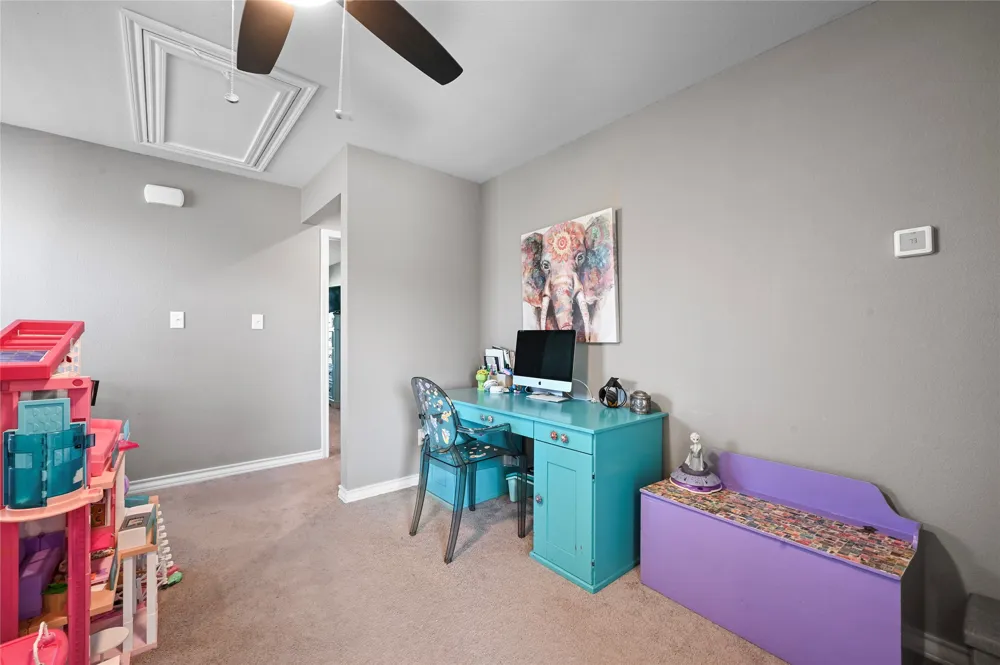160 Thornless Circle Buda, TX 78610