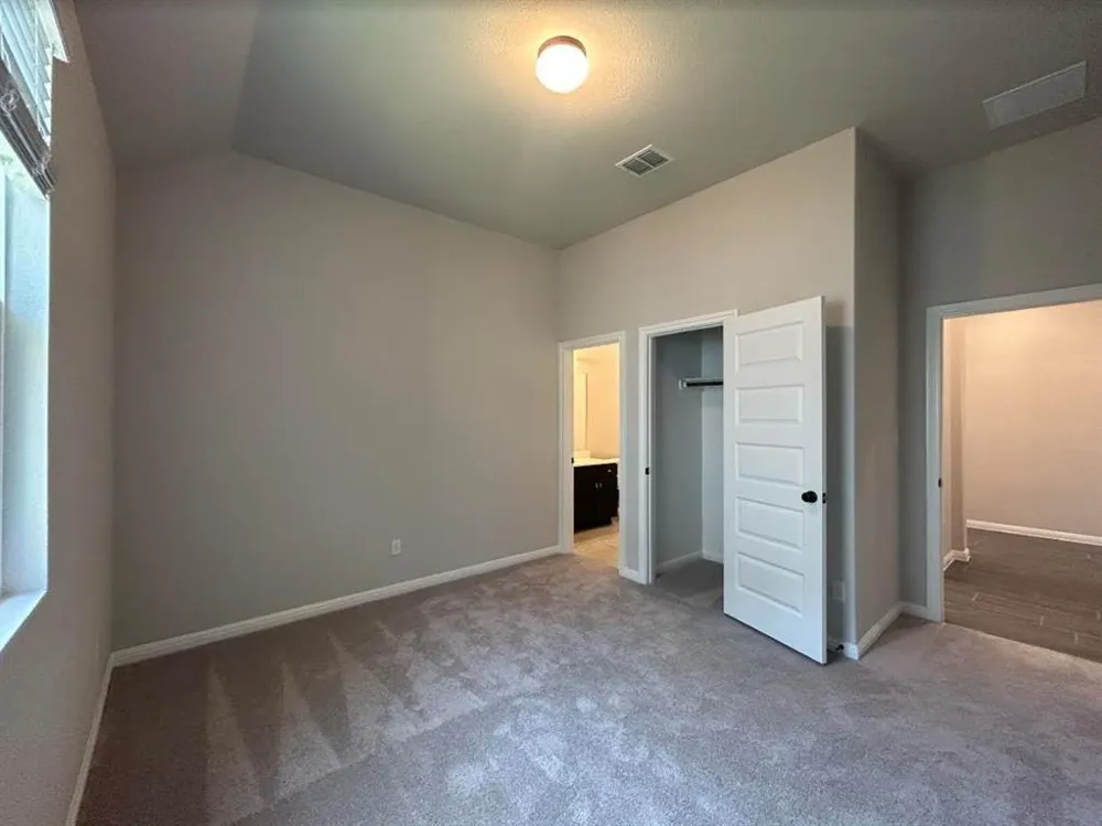 303 Bear Oak Street Hutto, TX 78634