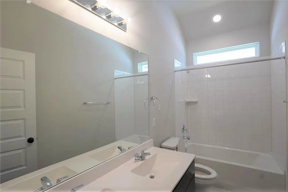303 Bear Oak Street Hutto, TX 78634