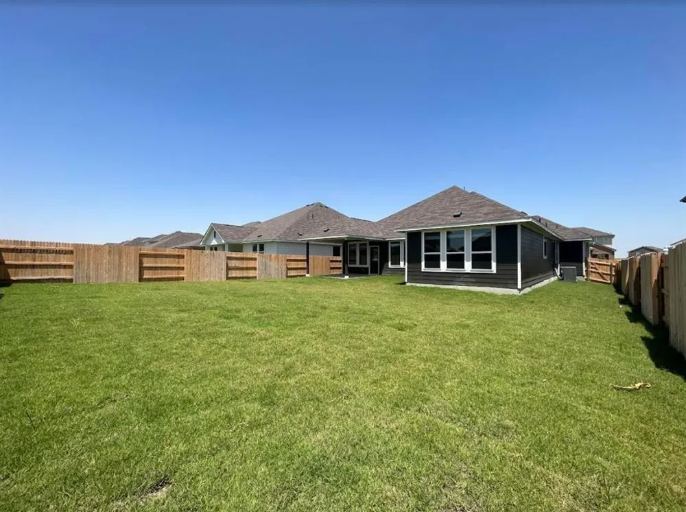 303 Bear Oak Street Hutto, TX 78634