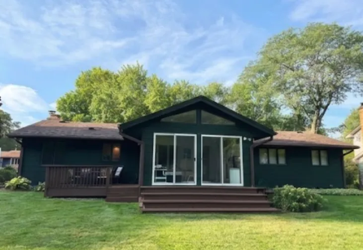 302 Heritage Circle Burnsville, MN 55337