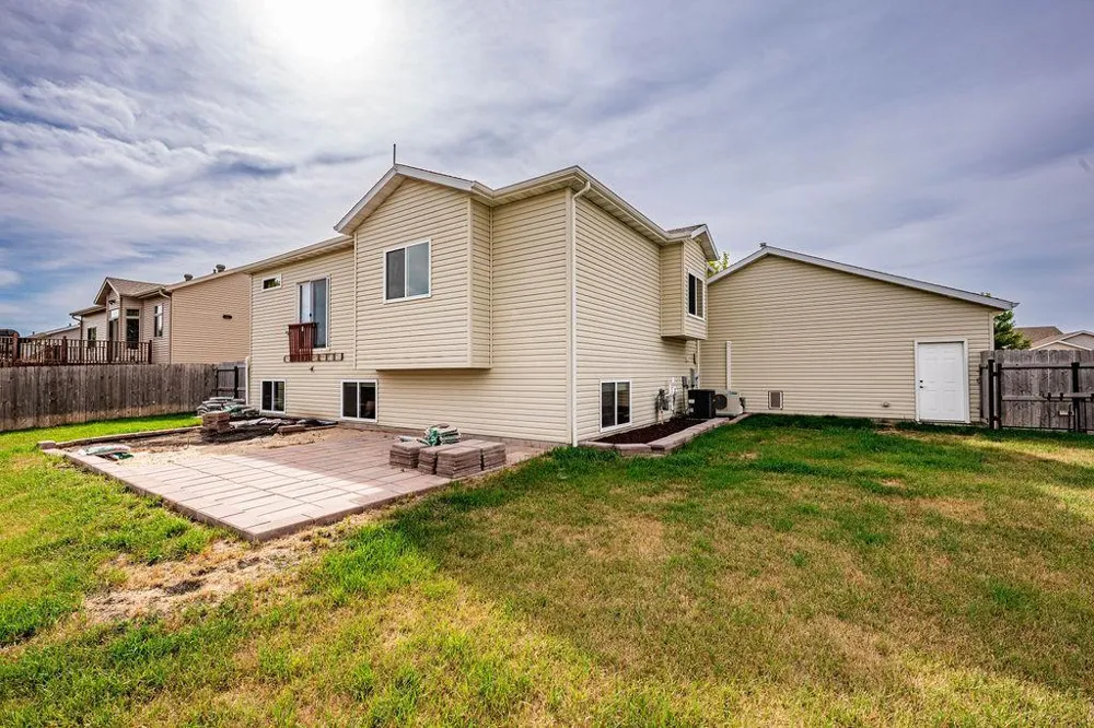 938 Parkway Drive West Fargo, ND 58078