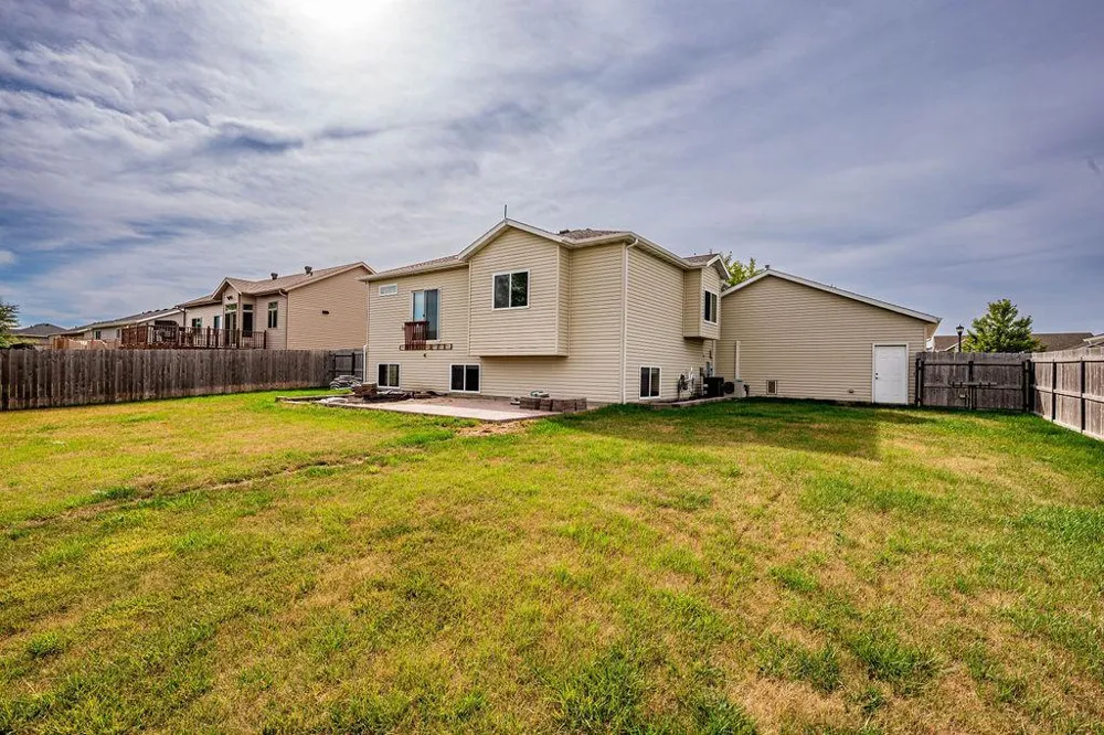 938 Parkway Drive West Fargo, ND 58078