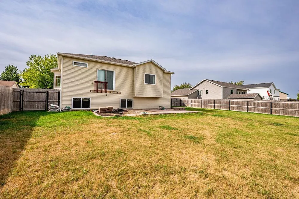 938 Parkway Drive West Fargo, ND 58078