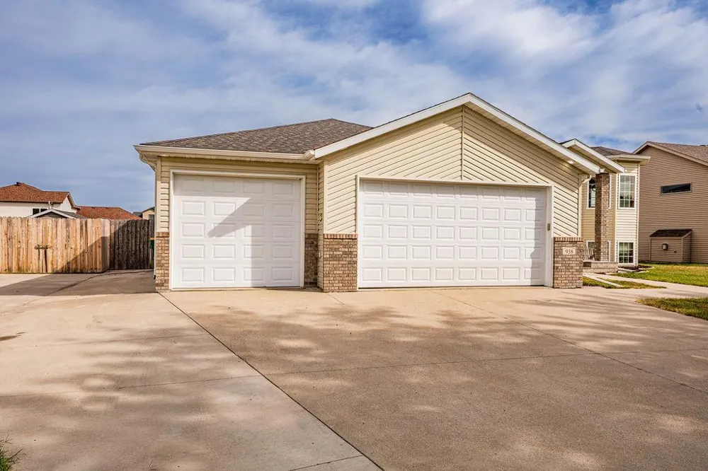 938 Parkway Drive West Fargo, ND 58078