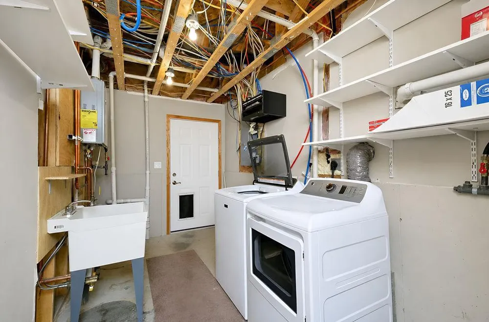 938 Parkway Drive West Fargo, ND 58078