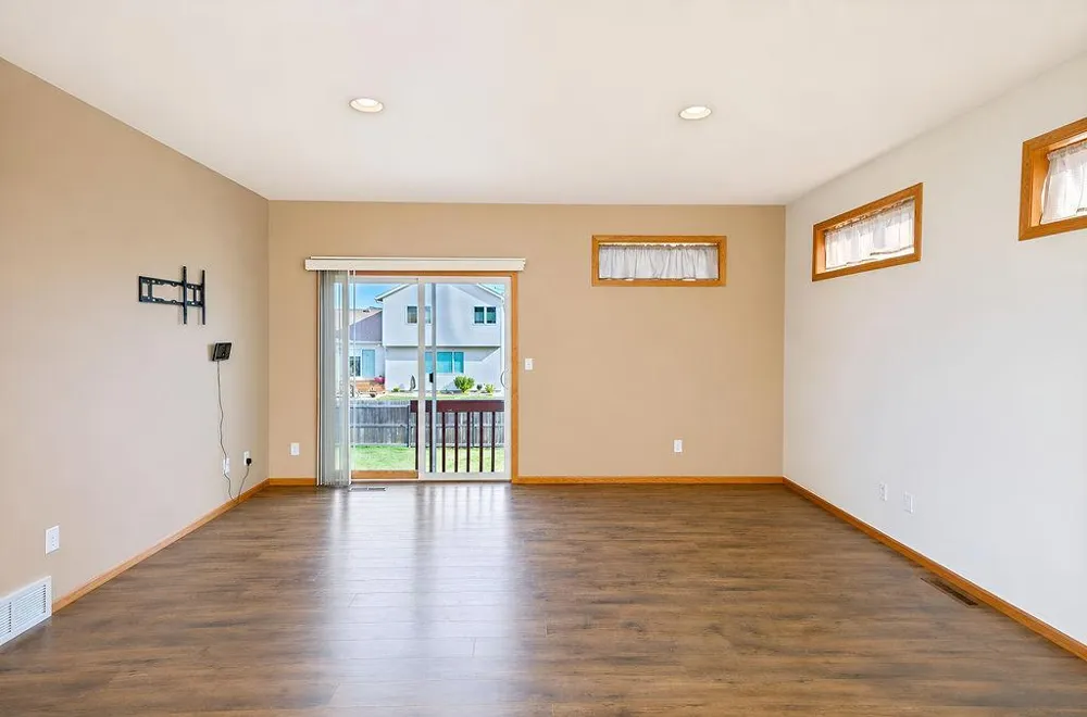 938 Parkway Drive West Fargo, ND 58078