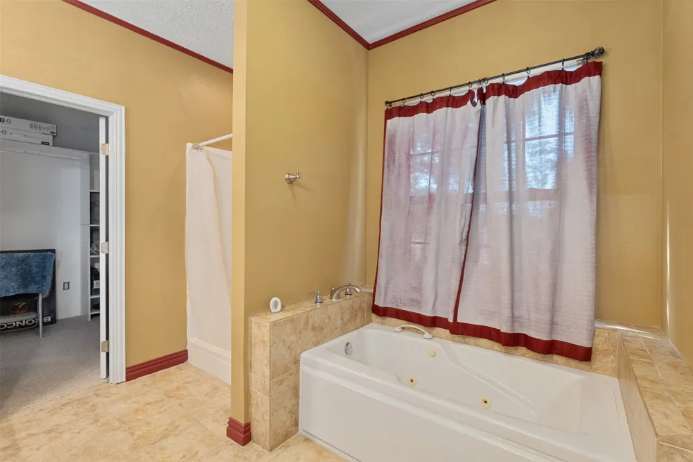 6031 Fm 316 Payne Springs, TX 75156