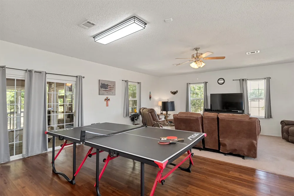 6031 Fm 316 Payne Springs, TX 75156