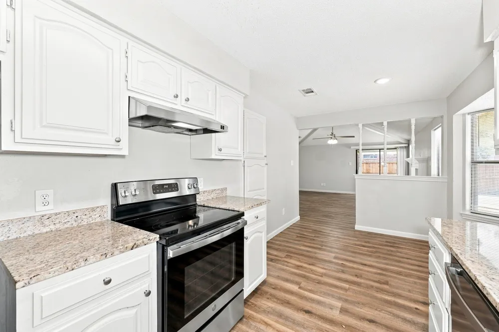 1800 Willow Vale Drive Fort Worth, TX 76134
