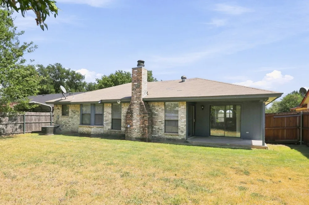 1800 Willow Vale Drive Fort Worth, TX 76134