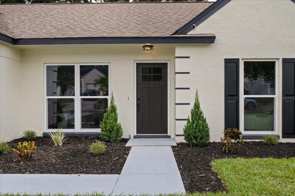 1634 CROSSRIDGE DRIVE Brandon, FL 33510