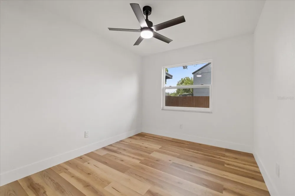 1634 CROSSRIDGE DRIVE Brandon, FL 33510