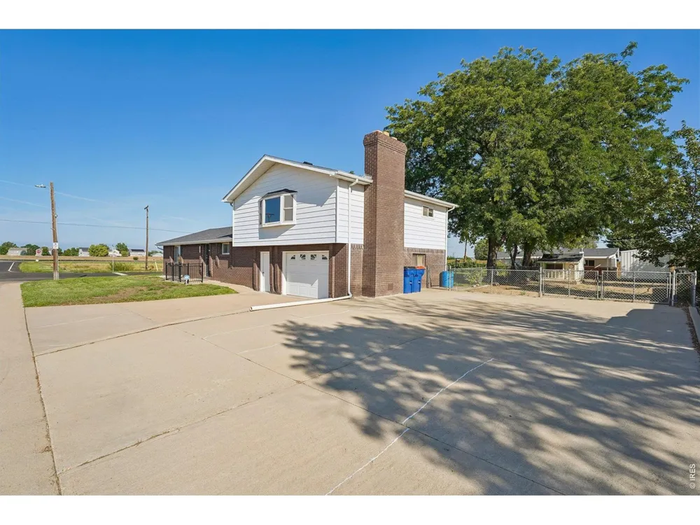 101 2nd Street Dacono, CO 80514
