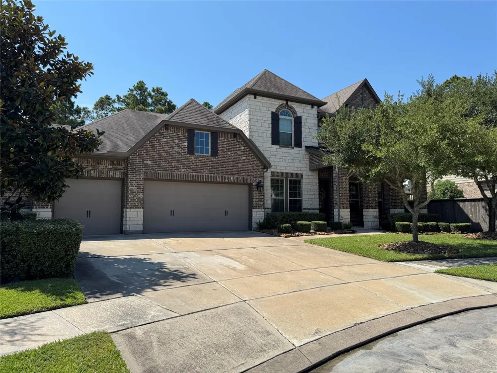 3712 Pine Village Court Spring, TX 77386