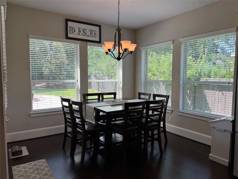 3712 Pine Village Court Spring, TX 77386