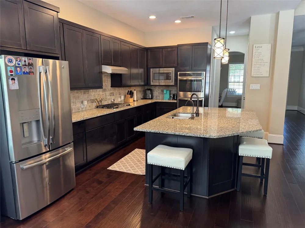 3712 Pine Village Court Spring, TX 77386