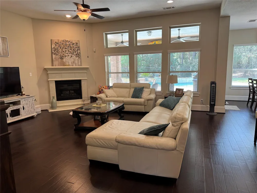 3712 Pine Village Court Spring, TX 77386
