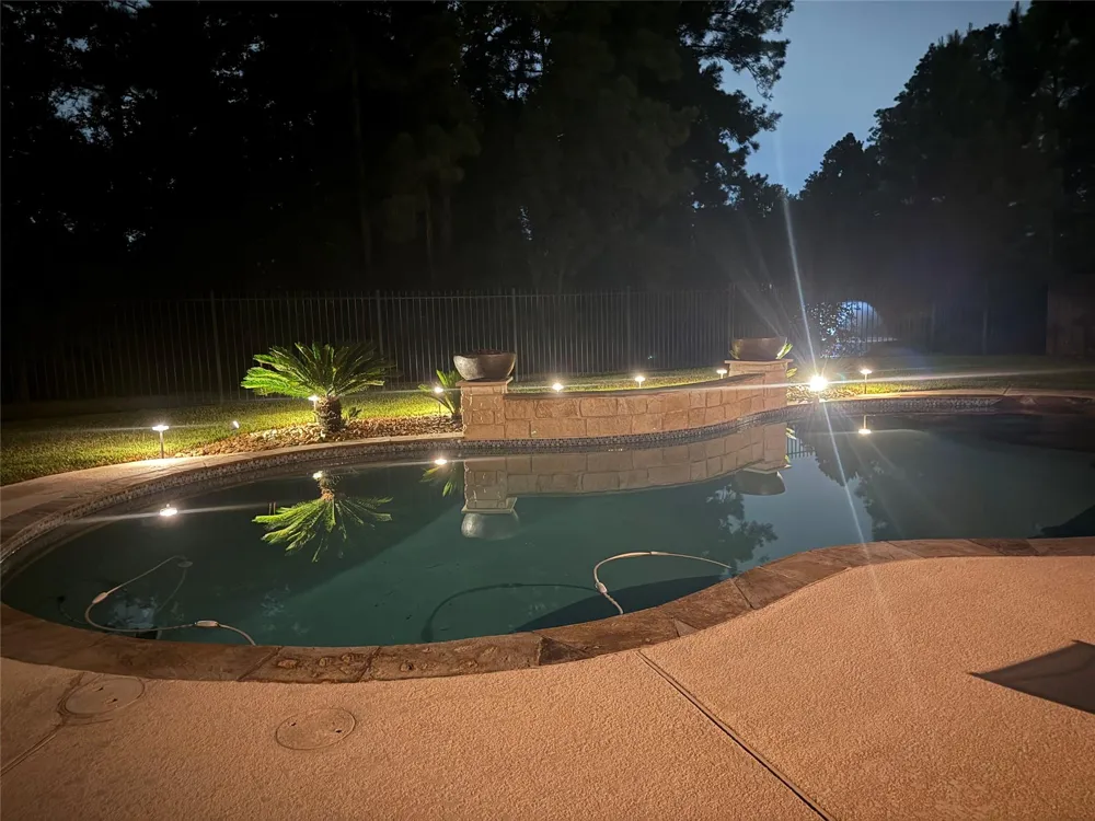 3712 Pine Village Court Spring, TX 77386