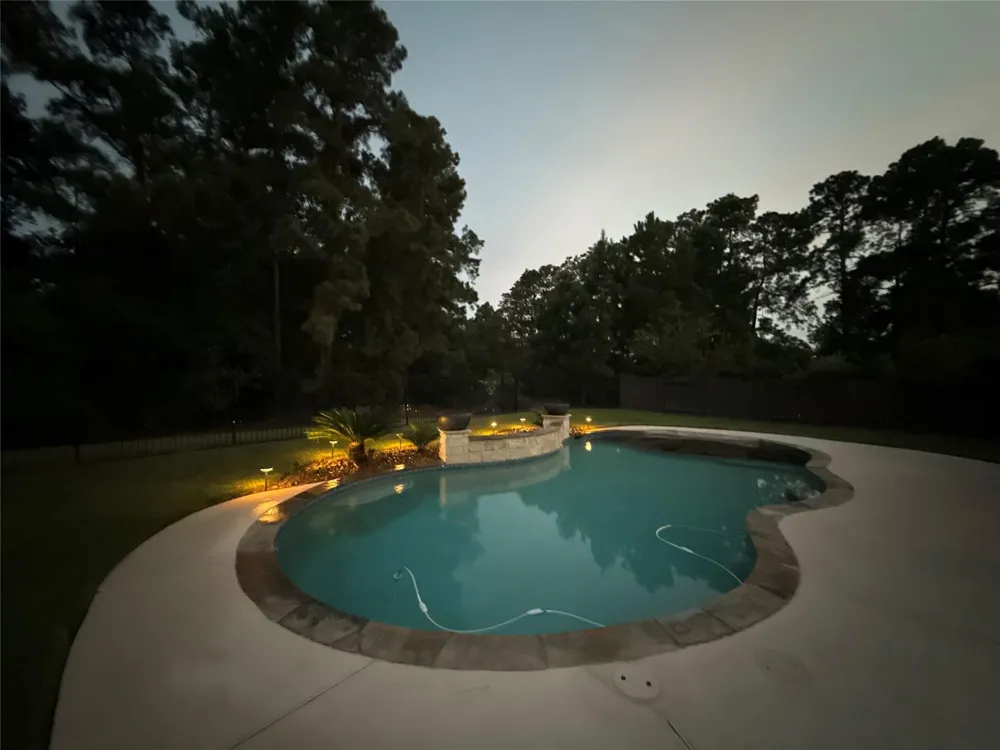 3712 Pine Village Court Spring, TX 77386