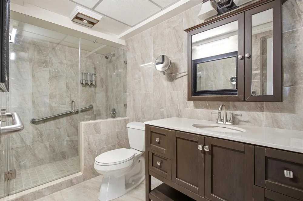 620 E 46TH STREET Hialeah, FL 33013