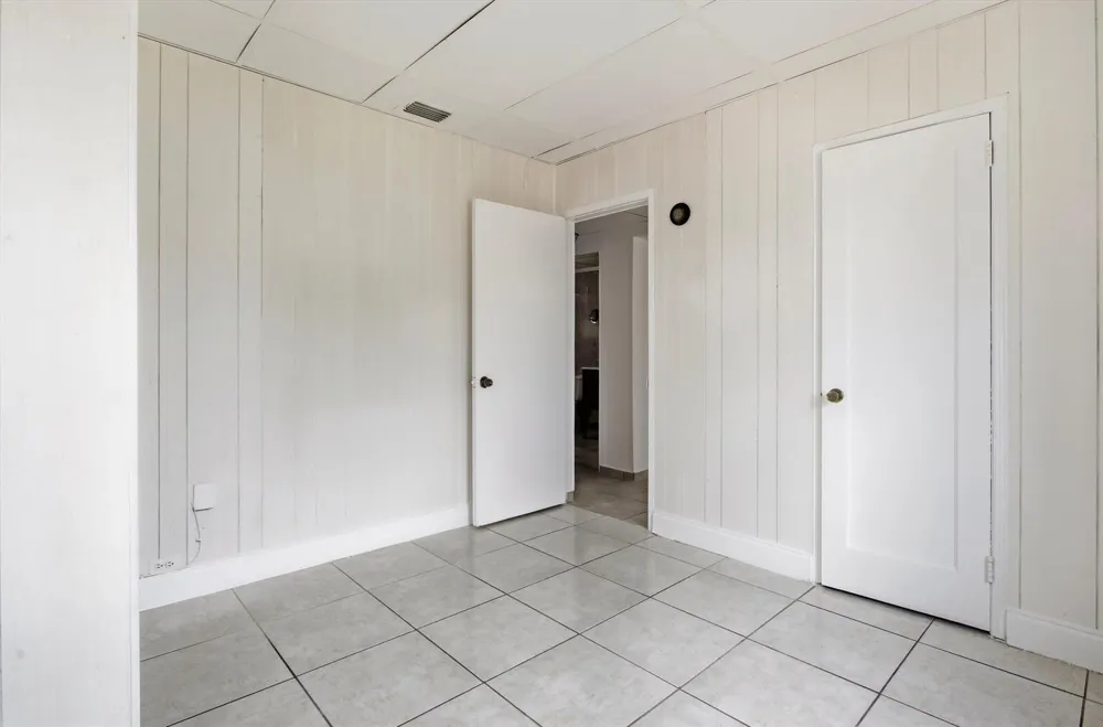 620 E 46TH STREET Hialeah, FL 33013