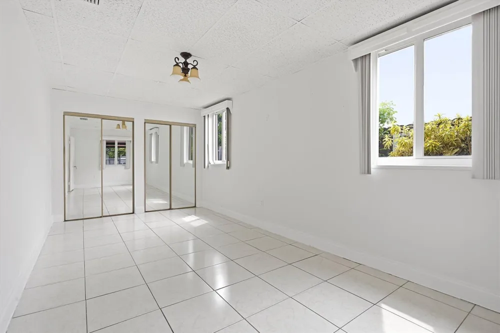 620 E 46TH STREET Hialeah, FL 33013