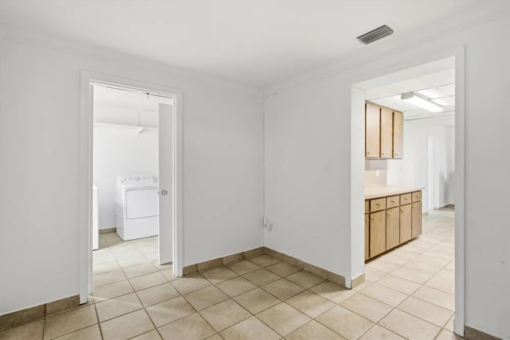 620 E 46TH STREET Hialeah, FL 33013