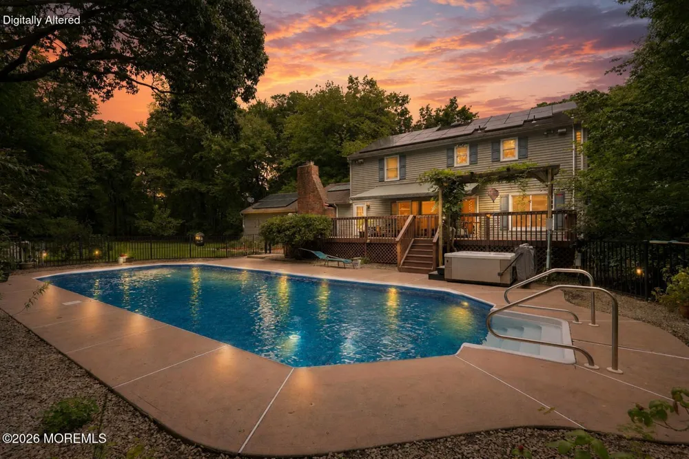 139 Sleepy Hollow Road Red Bank, NJ 07701