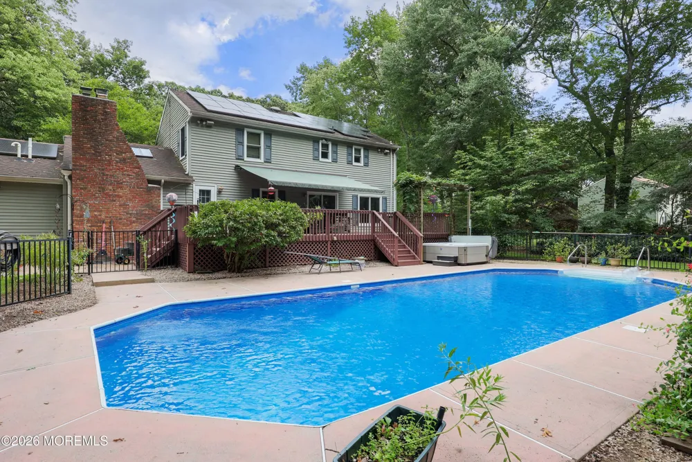 139 Sleepy Hollow Road Red Bank, NJ 07701