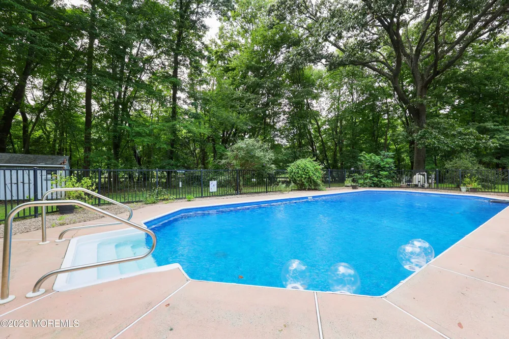139 Sleepy Hollow Road Red Bank, NJ 07701