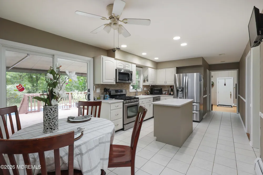 139 Sleepy Hollow Road Red Bank, NJ 07701