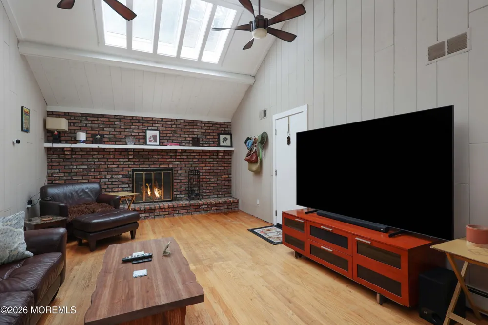139 Sleepy Hollow Road Red Bank, NJ 07701