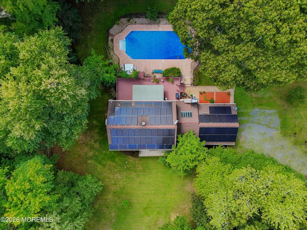 139 Sleepy Hollow Road Red Bank, NJ 07701