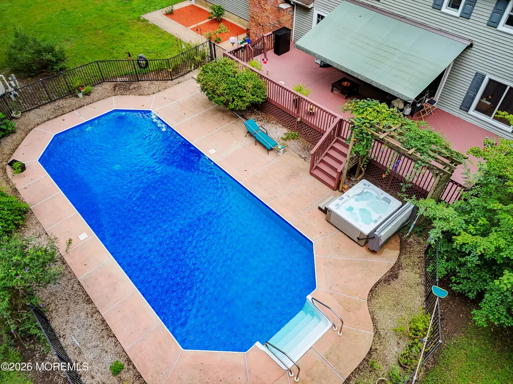 139 Sleepy Hollow Road Red Bank, NJ 07701