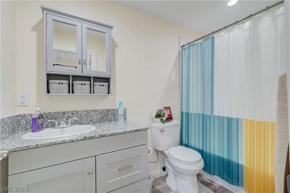 5093 Sun Valley Drive Las Vegas, NV 89122