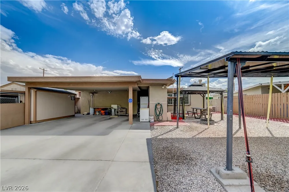 5093 Sun Valley Drive Las Vegas, NV 89122