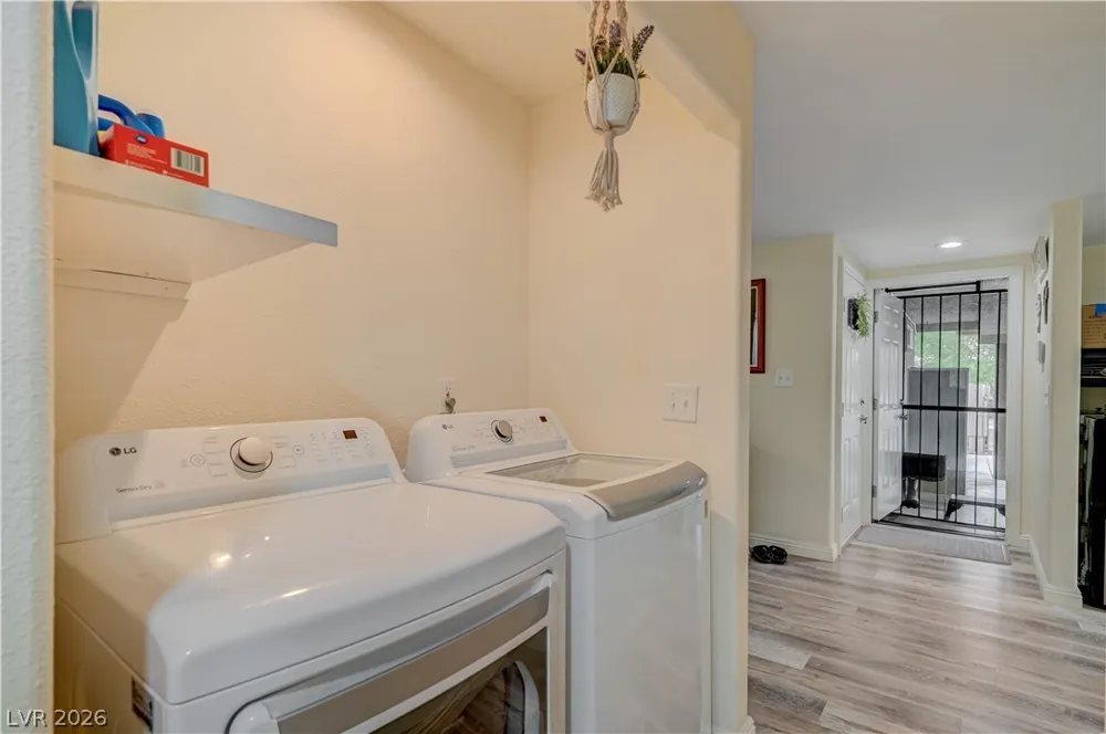 5093 Sun Valley Drive Las Vegas, NV 89122