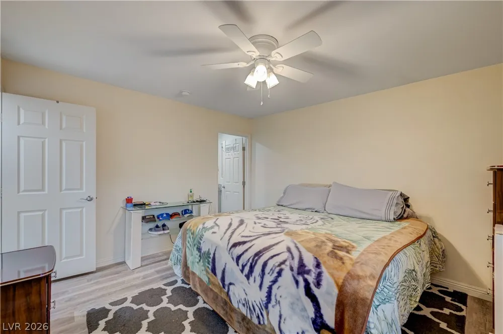 5093 Sun Valley Drive Las Vegas, NV 89122