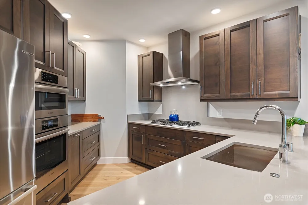 4907 Main Street #702 Tacoma, WA 98407